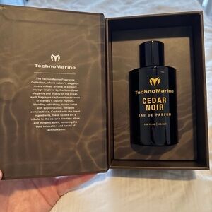 TechnoMarine Cedar Noir Eau de Parfum - Elegant Black